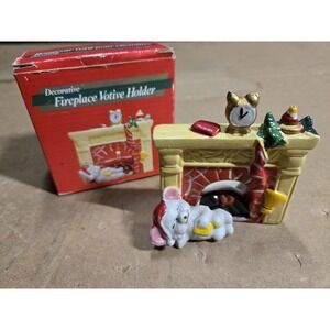 Vintage 1987 Christmas mouse with fireplace candle holder-night before Christmas